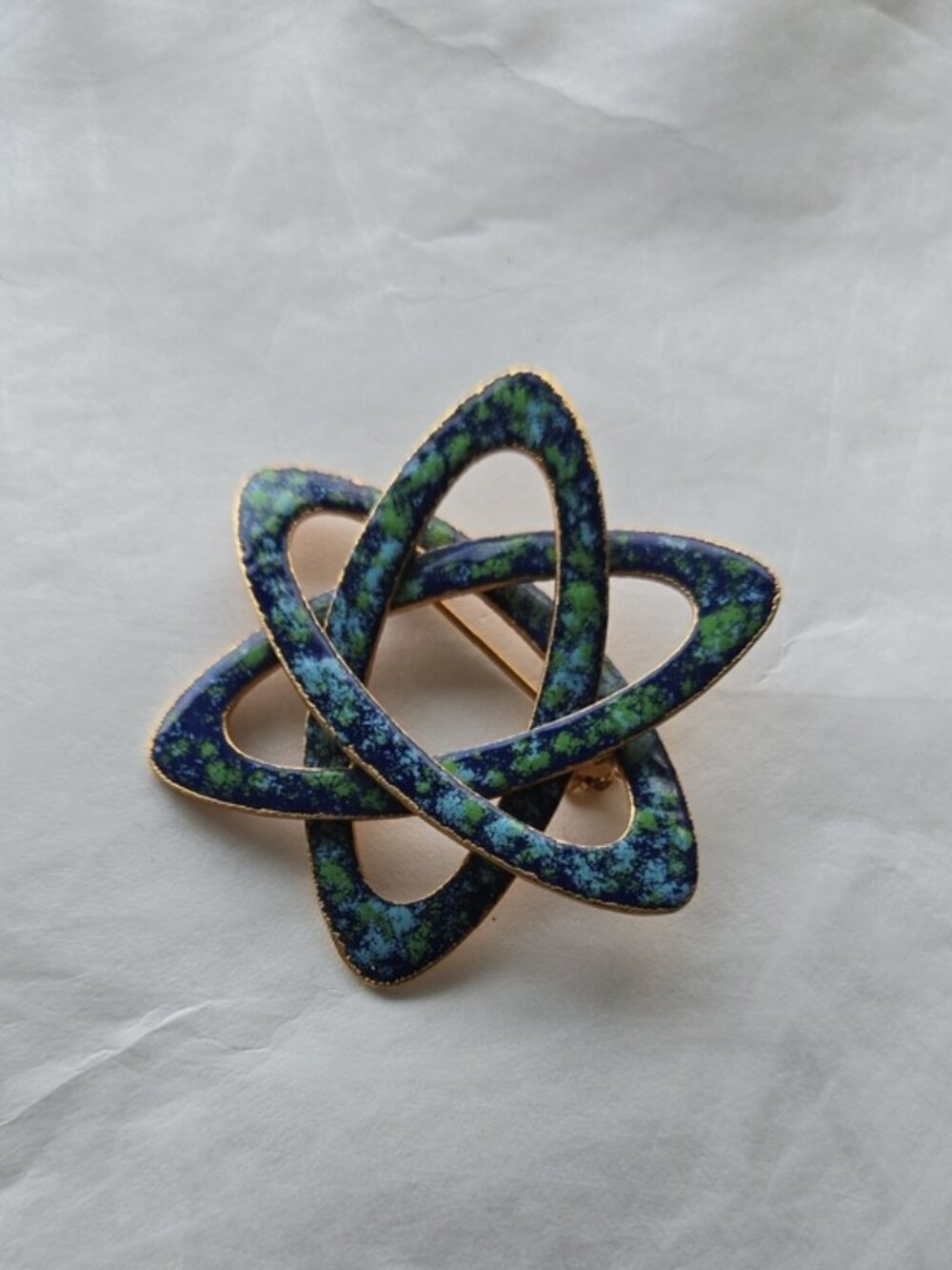 Modern Design Blue Green Speckled Brooch Gold Tone Lapel Pin Pinback Costume